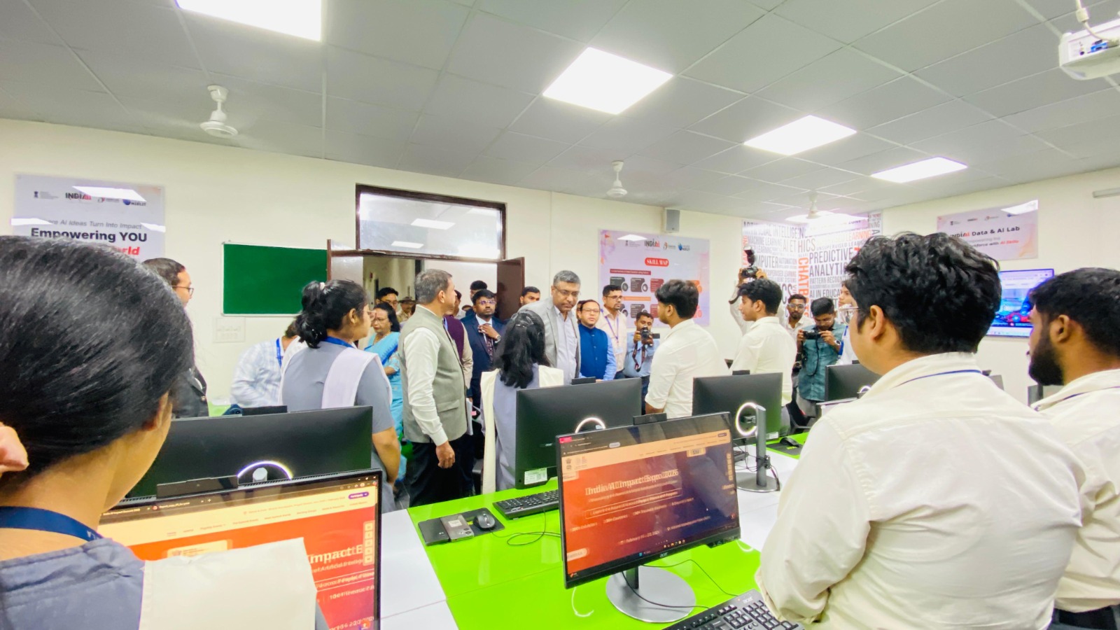 Delegates Visit-Secretary MeitY.jpeg